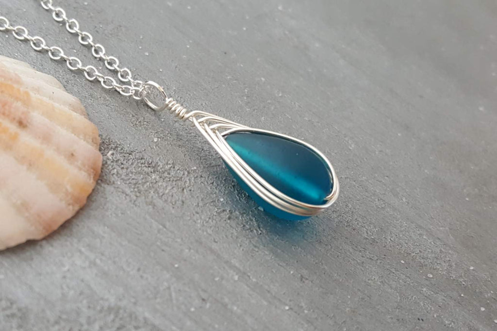 Yinahawaii Handmade Sea Glass Necklace, Hawaiian Jewelry For Women, Braided Teardrop Necklace, Unique Sea Glass Jewelry For Women Birthday Gift