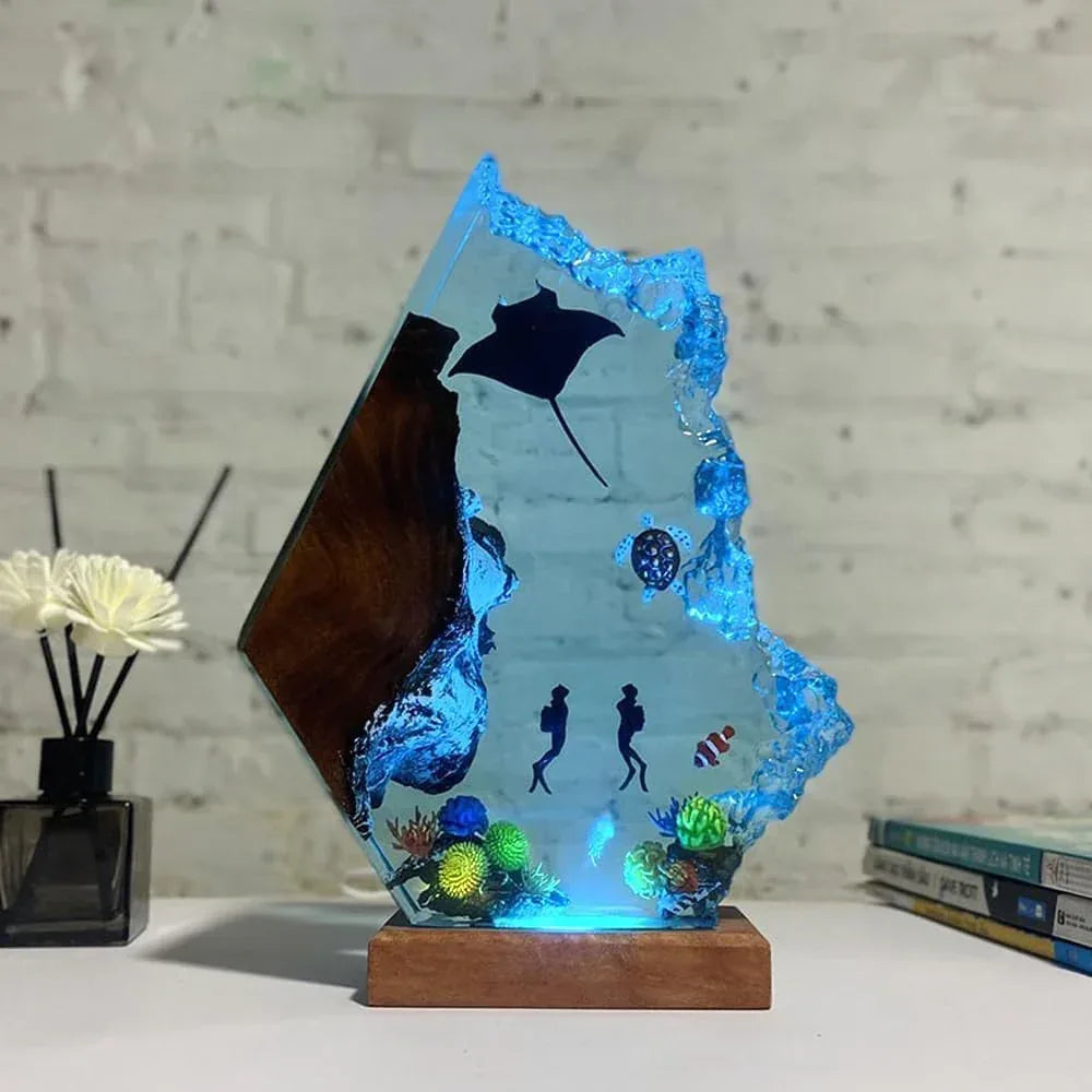 Handmade 3D Ocean Resin Lamp - USB Powered Resin Ocean Night Light with Wooden Base, Variable Lights, Scuba Diver Gifts, Diving Enthusiast Collectibles, Unique Birthday Holiday Gifts for Men & Women - Handmade Lifestyle Shop