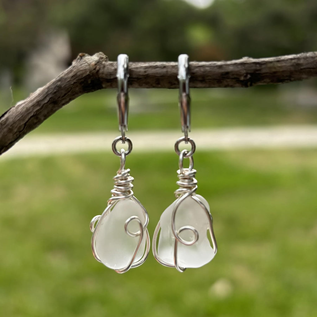 Handmade Sea Glass Wire Wrap Drop Earrings Jewelry ，Beach Earrings, Summer Gift, Ocean Jewelry Inspirational Gifts for Women, Mom, Sister