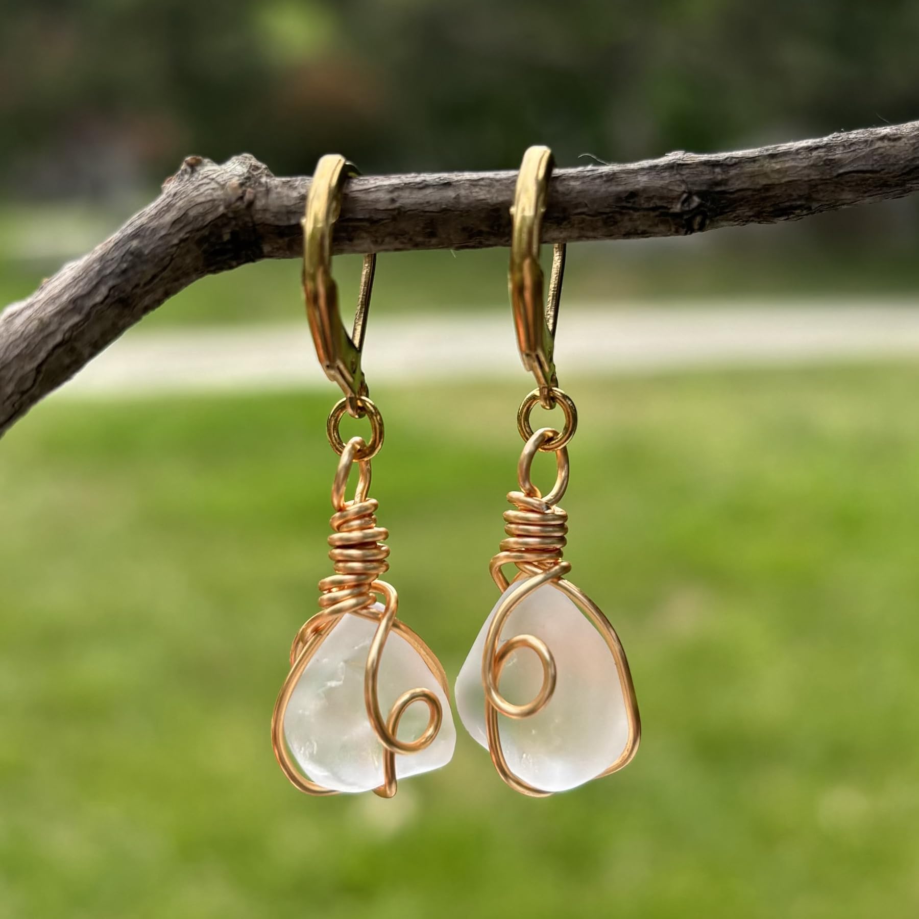 Handmade Sea Glass Wire Wrap Drop Earrings Jewelry ，Beach Earrings, Summer Gift, Ocean Jewelry Inspirational Gifts for Women, Mom, Sister
