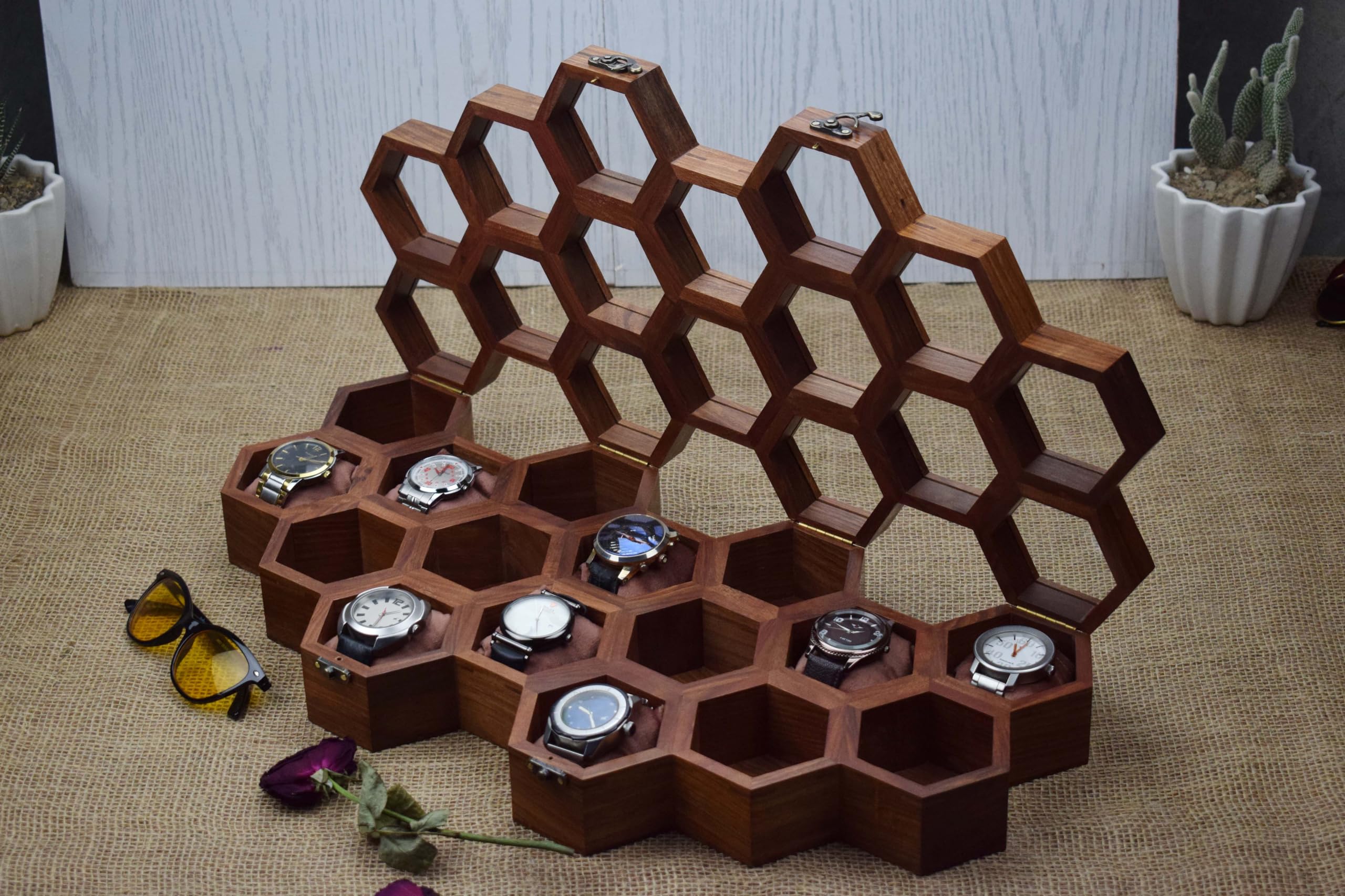 Premium 7-Slot Wooden Timepiece Display Case – Handcrafted Honeycomb Watch Box for Men in Superior Indian Rosewood | Hinged Glass Cover – Father’s Day Gift – Luxury Built to Last