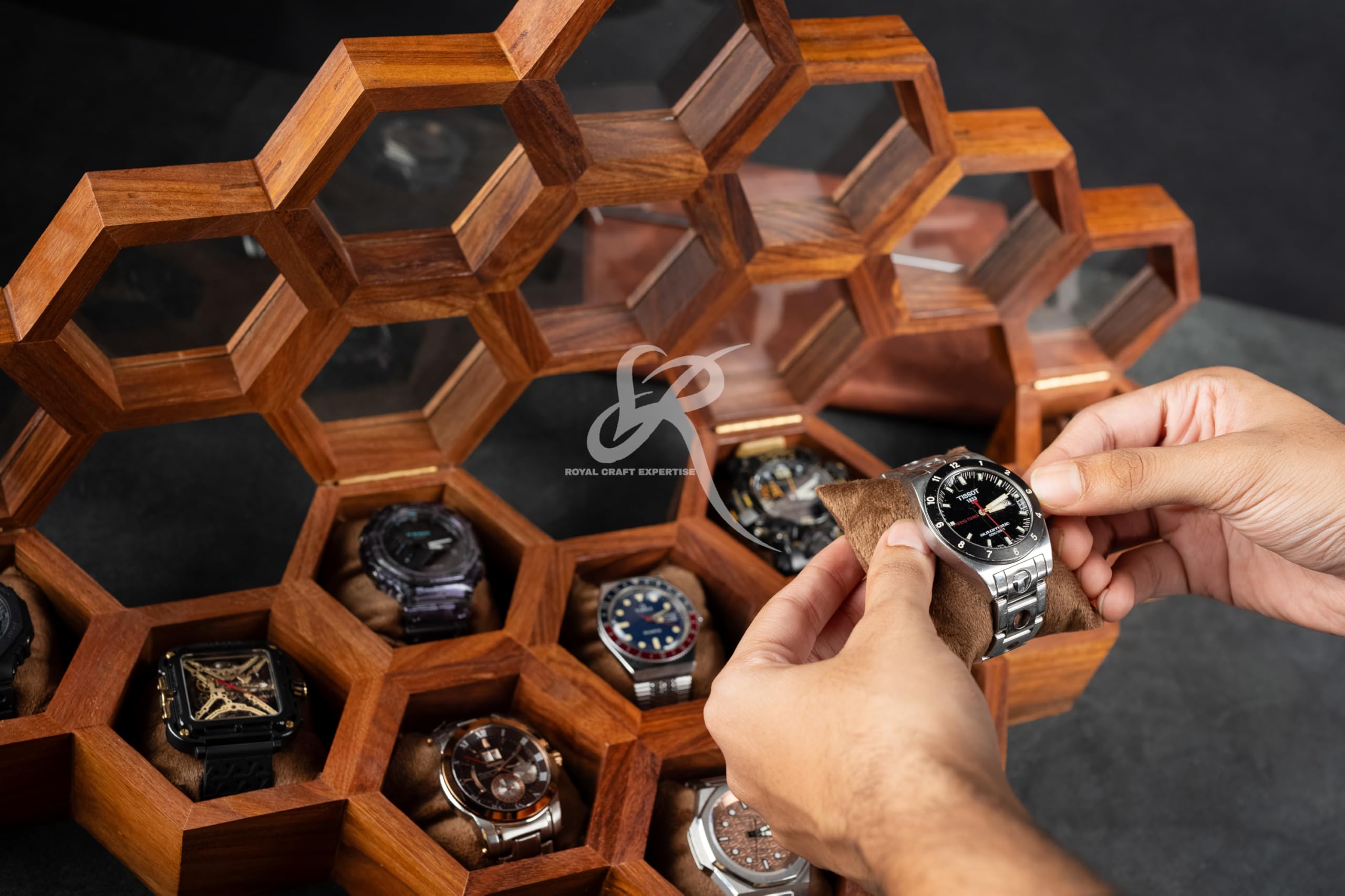 Premium 7-Slot Wooden Timepiece Display Case – Handcrafted Honeycomb Watch Box for Men in Superior Indian Rosewood | Hinged Glass Cover – Father’s Day Gift – Luxury Built to Last