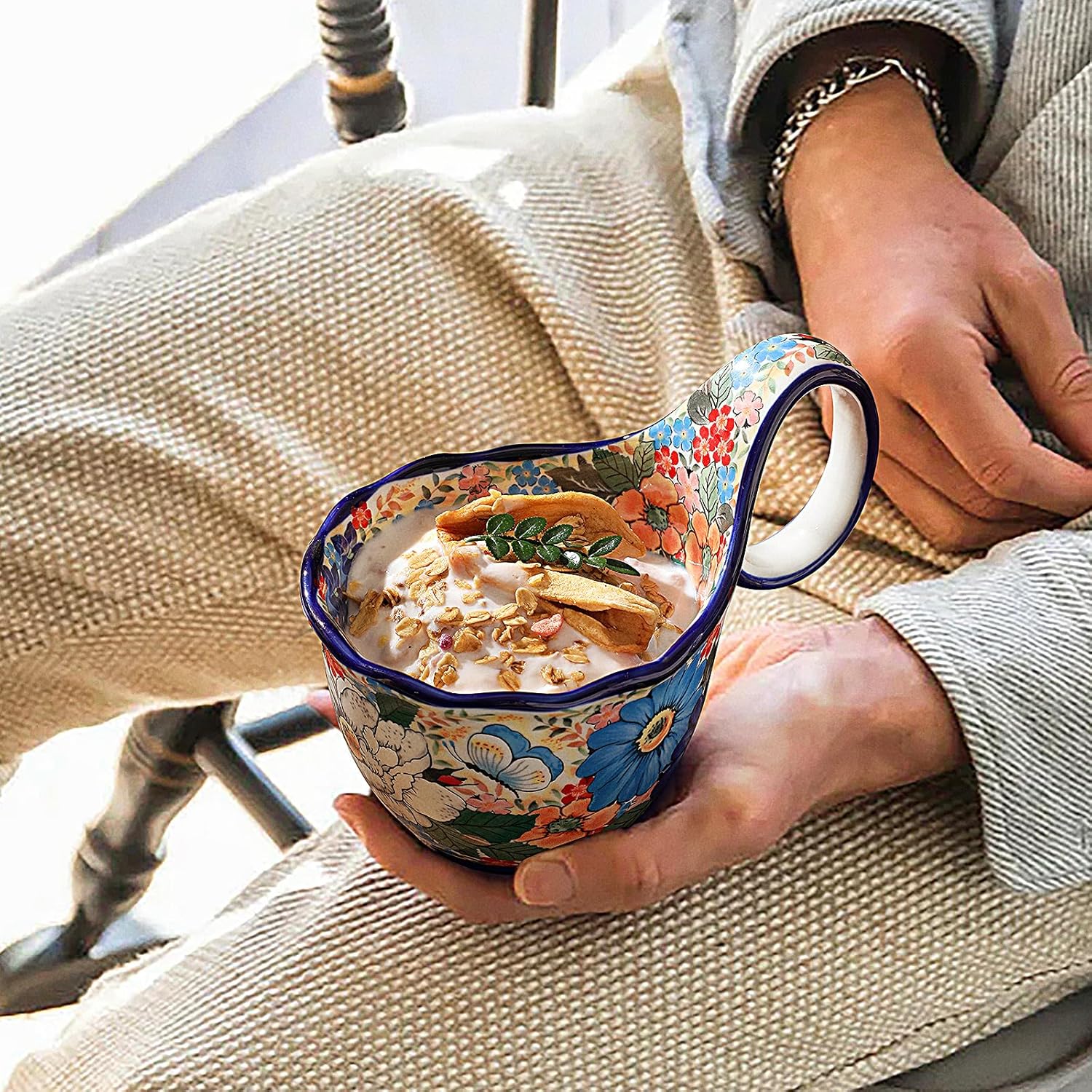 ALMA Handpainted Soup Bowl with Handle, 18.6oz Ceramic Cereal Bowl, Microwave &Dishwasher Safe,Loop Handle Bowl Great for Soup, Chili, Stew, Ice cream