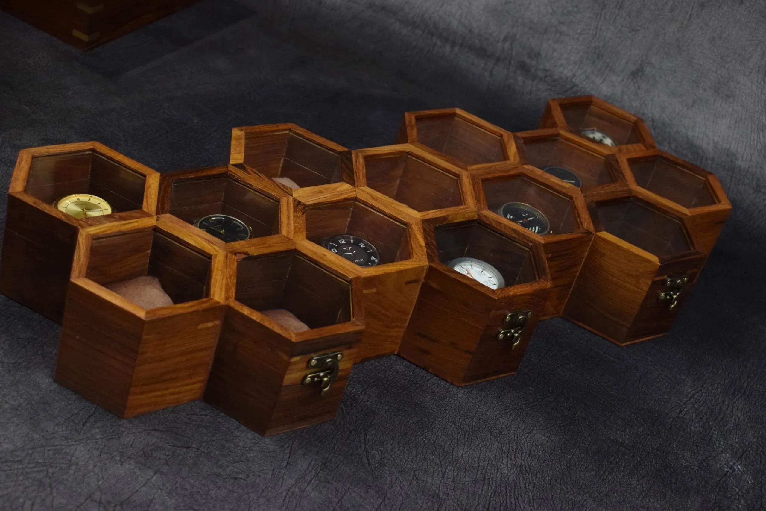 Premium 7-Slot Wooden Timepiece Display Case – Handcrafted Honeycomb Watch Box for Men in Superior Indian Rosewood | Hinged Glass Cover – Father’s Day Gift – Luxury Built to Last - Handmade Lifestyle Shop