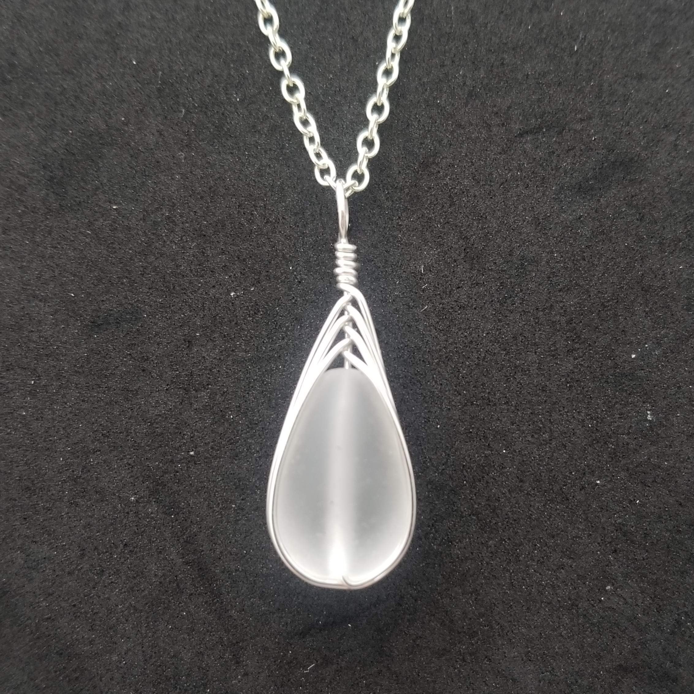 Yinahawaii Handmade Sea Glass Necklace, Hawaiian Jewelry For Women, Braided Teardrop Necklace, Unique Sea Glass Jewelry For Women Birthday Gift