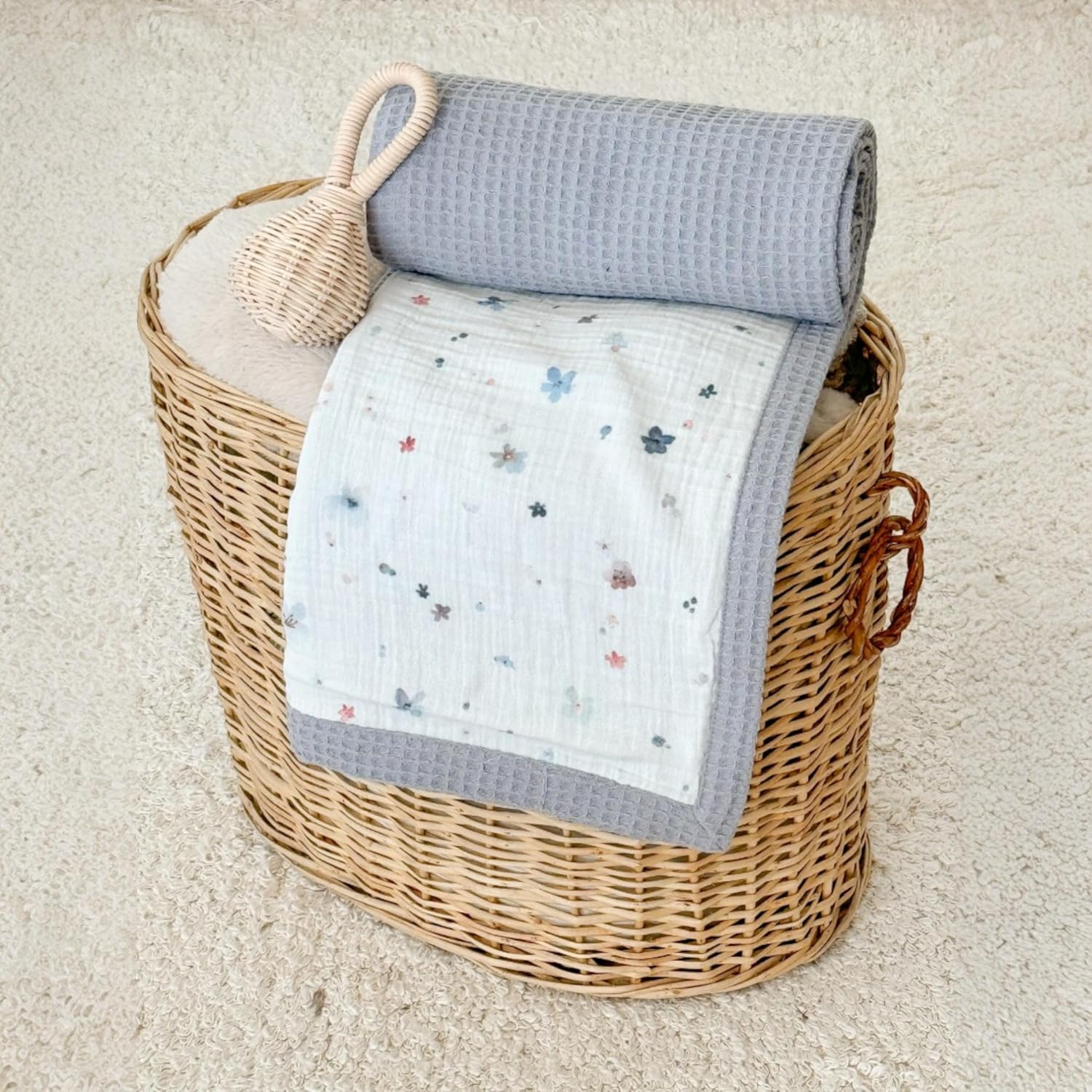 Mouliss Personalized Baby Blanket with Name – Handmade 100% Organic Cotton Newborn Gift | Custom Knit Blanket for Boys, Girls, Kids & Baby Showers