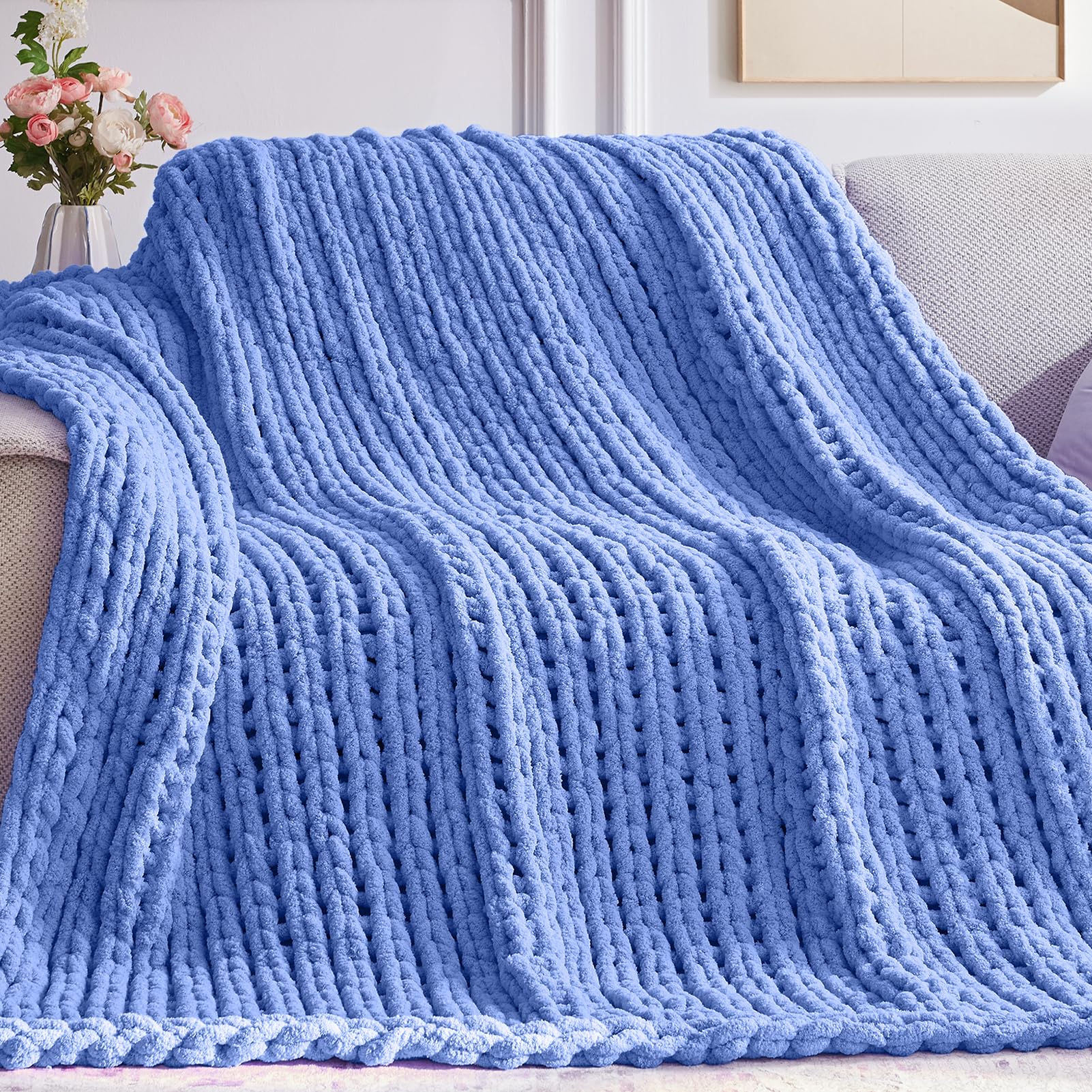 Chunky Knit Throw Blanket, 50''*60'' Knitted Throw Chenille Yarn for Bed Couch, Handmade Cream Crochet Big Thick Blanket, Machine Washable Cute Comfy Blanket for Home Decor