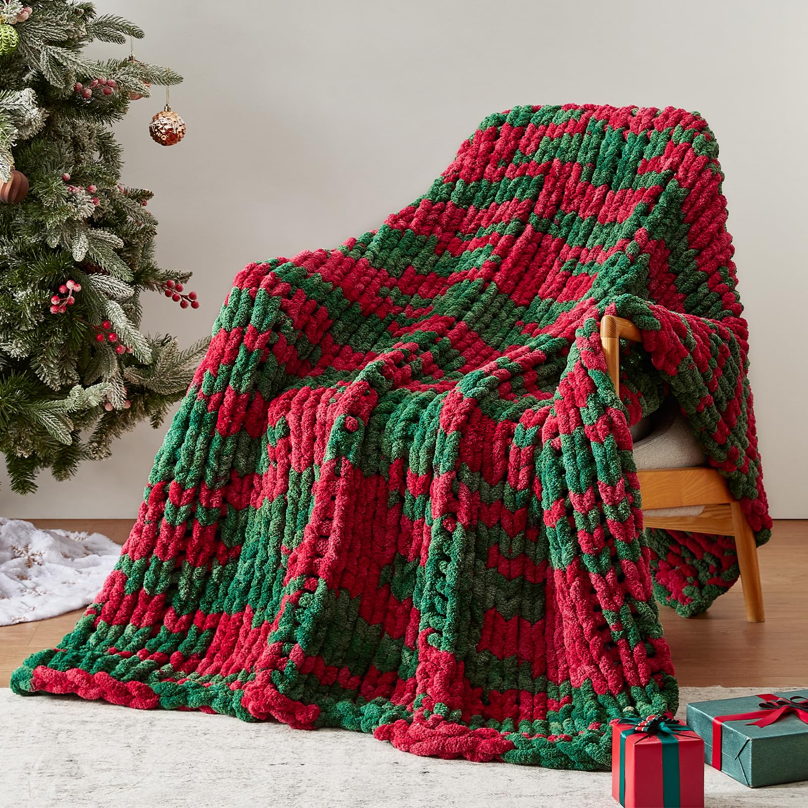 Chunky Knit Throw Blanket, 50''*60'' Knitted Throw Chenille Yarn for Bed Couch, Handmade Cream Crochet Big Thick Blanket, Machine Washable Cute Comfy Blanket for Home Decor