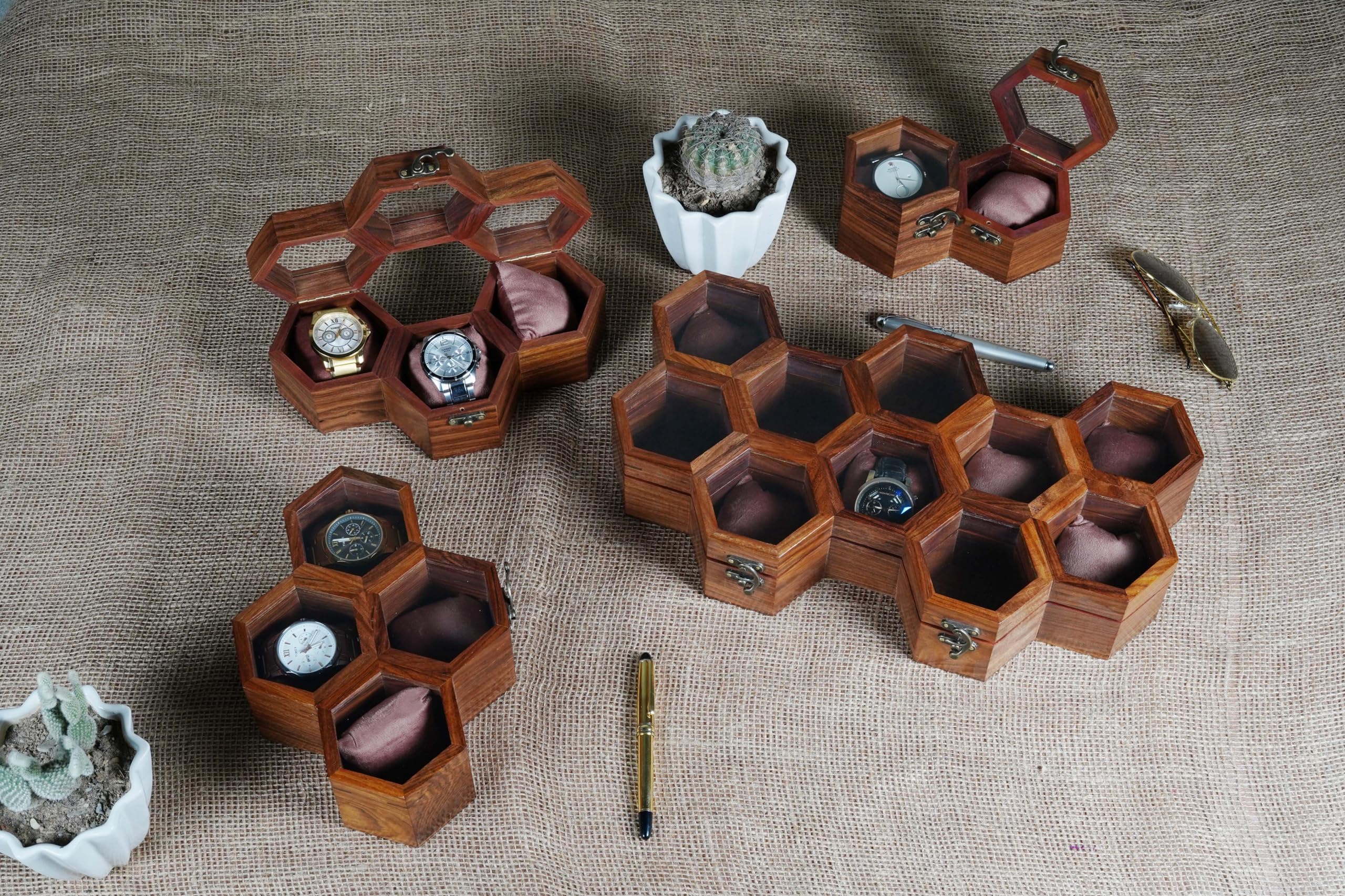 Premium 7-Slot Wooden Timepiece Display Case – Handcrafted Honeycomb Watch Box for Men in Superior Indian Rosewood | Hinged Glass Cover – Father’s Day Gift – Luxury Built to Last